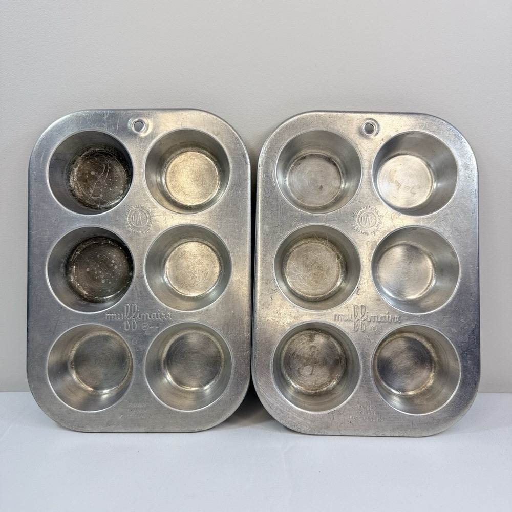Lot 2 VTG Muffinaire Aluminum 6 Cup Muffin Pans UAP USA Cupcake Baking Tins Rare
